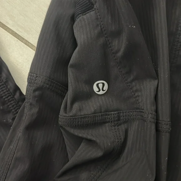 Lululemon women’s dance studio pant - Picture 7 of 10